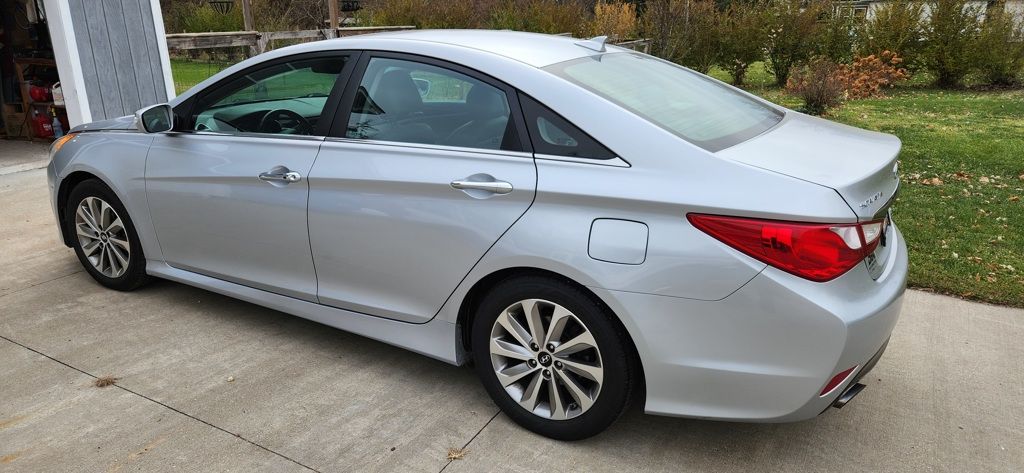 2014 Hyundai Sonata Limited photo 3