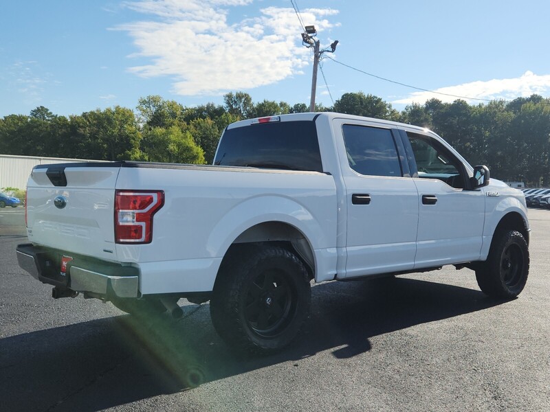 2020 Ford F-150 XLT photo 2