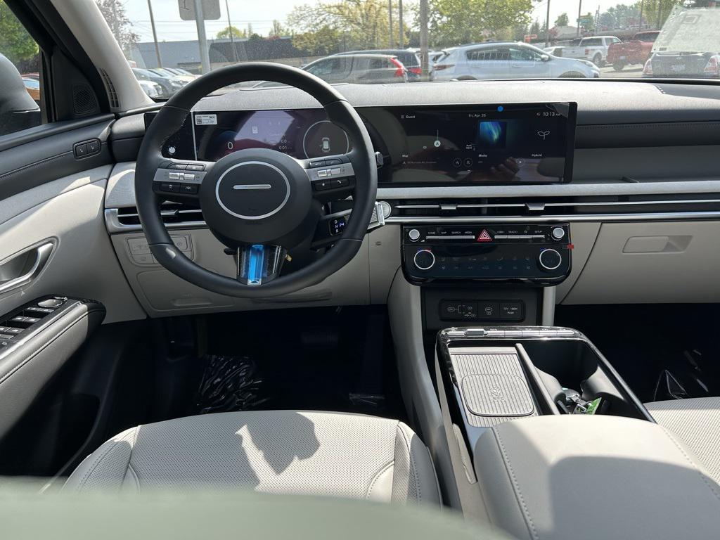 2025 Hyundai Tucson Hybrid Limited photo 25