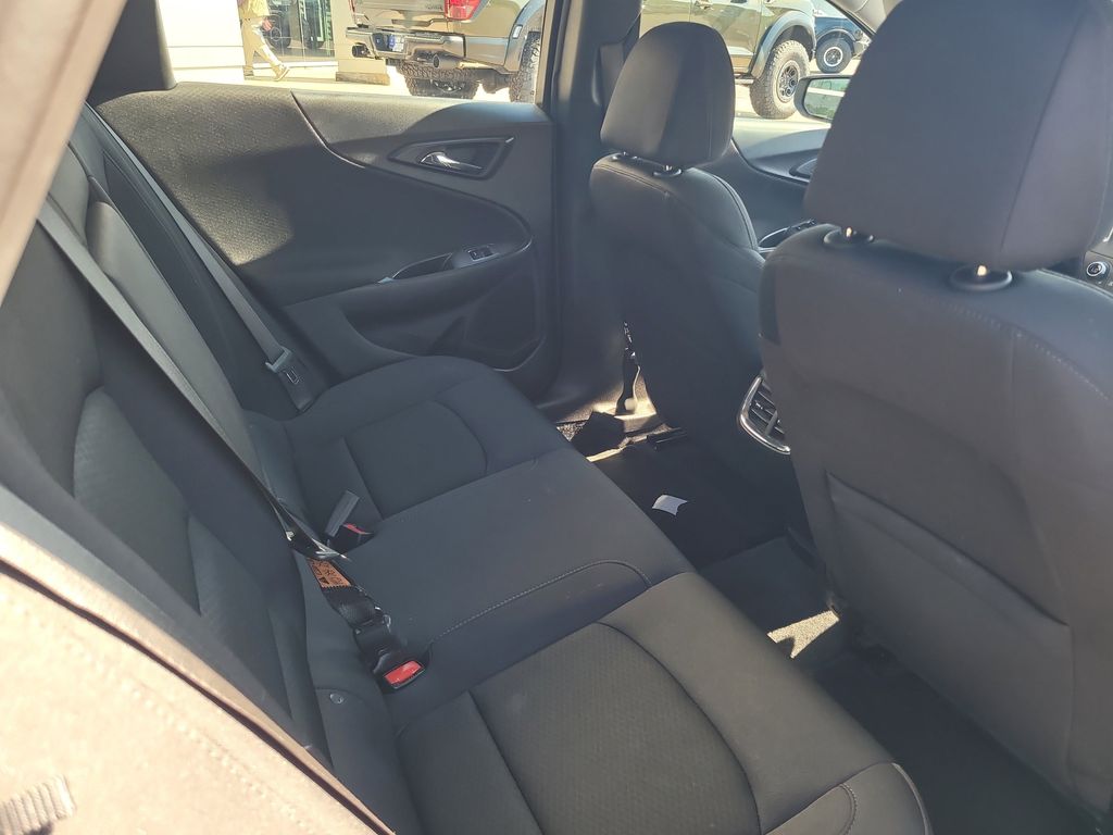2024 Chevrolet Malibu 1LT photo 25