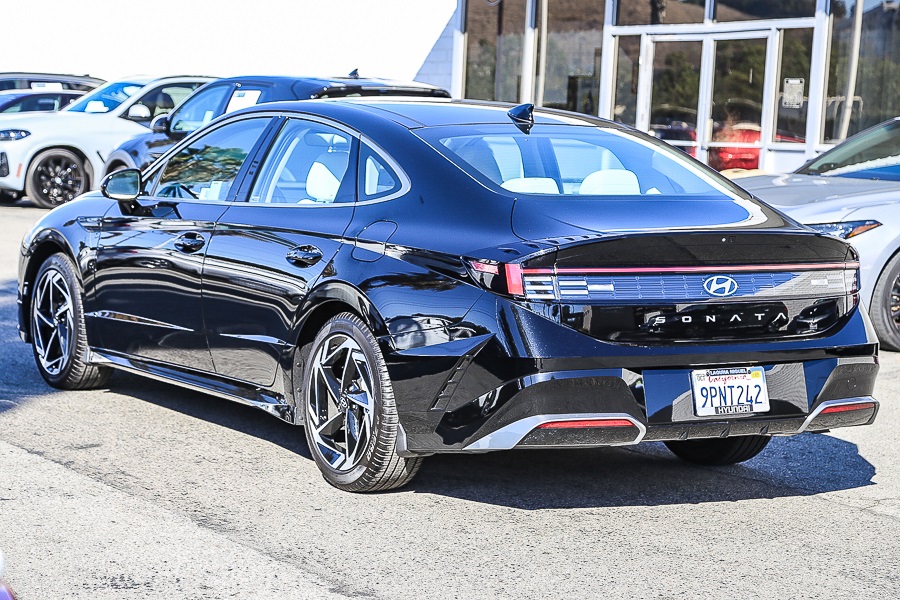 2024 Hyundai Sonata SEL Convenience photo 4