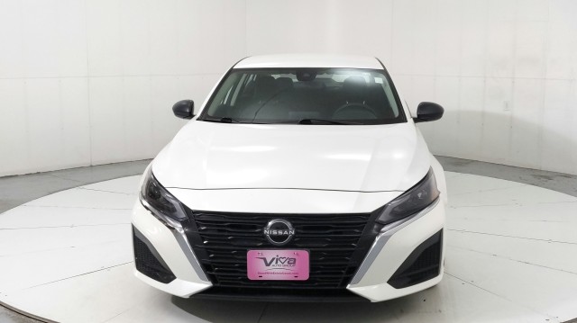 Used 2024 WHITE Nissan 2.5 SV image 9