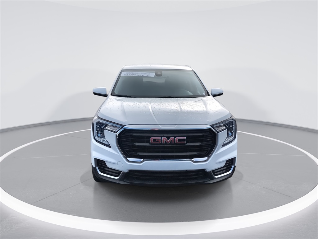 2024 Gmc Terrain SLE photo 3