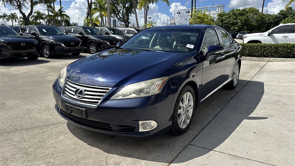 2011 Lexus ES 350 photo 8