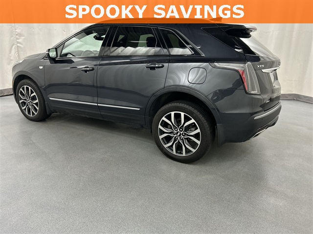 2021 Cadillac XT5 Sport photo 3