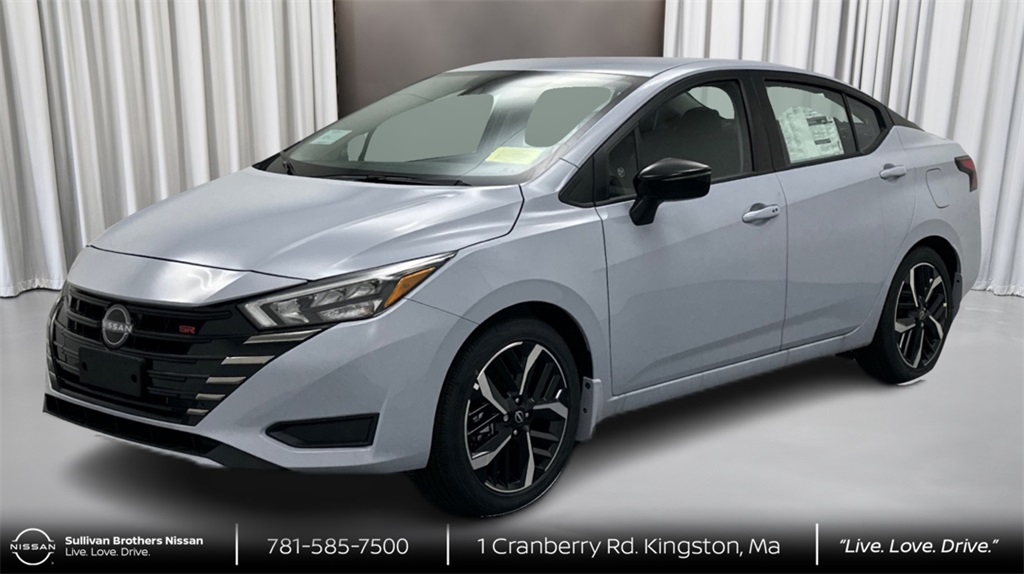 2025 Nissan Versa Sedan SR's photo