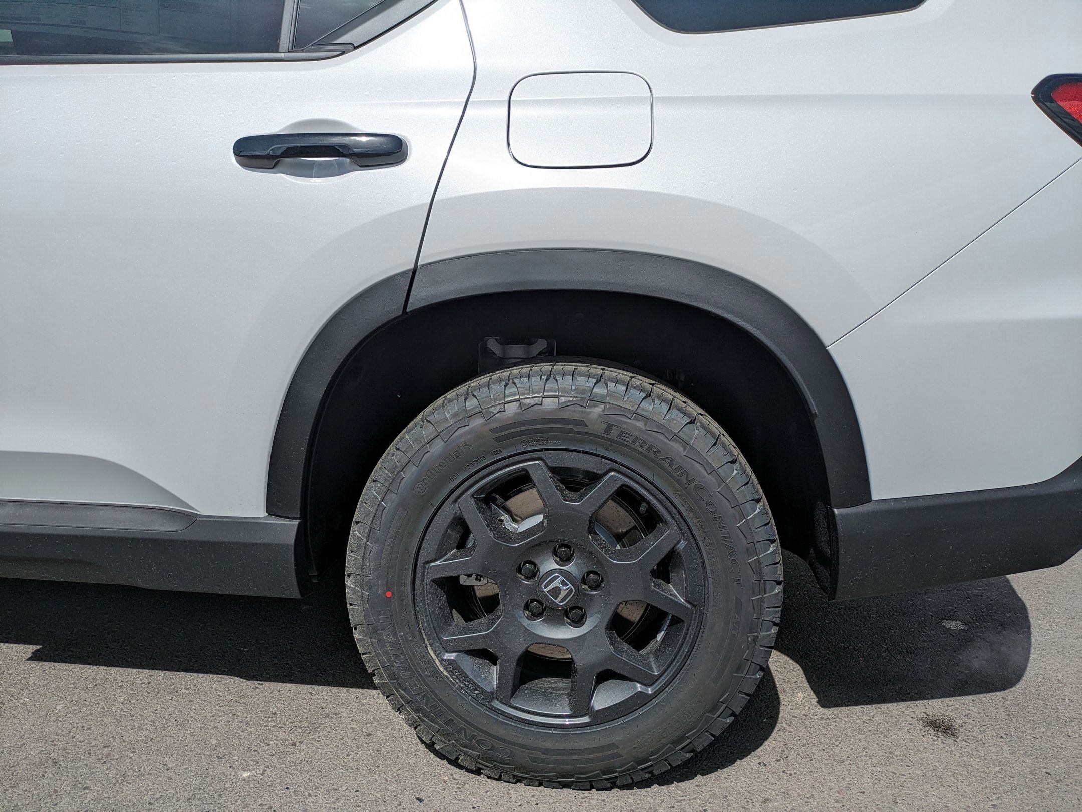 2025 Honda Pilot TrailSport photo 9