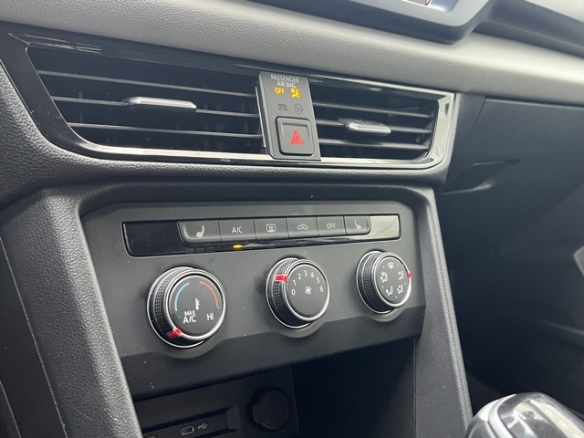 2022 Volkswagen Taos SE photo 37