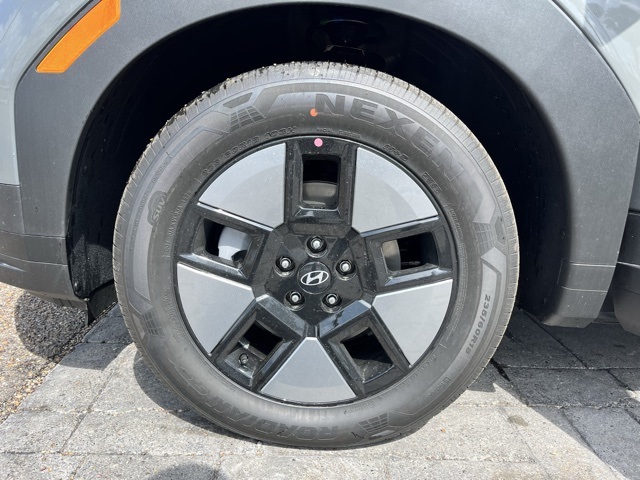 2026 Hyundai Santa Fe SE photo 4