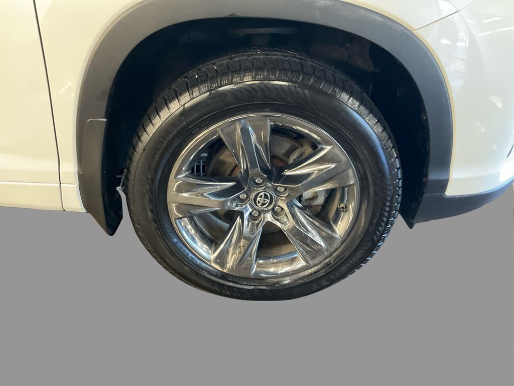 2019 Toyota Highlander Limited photo 24