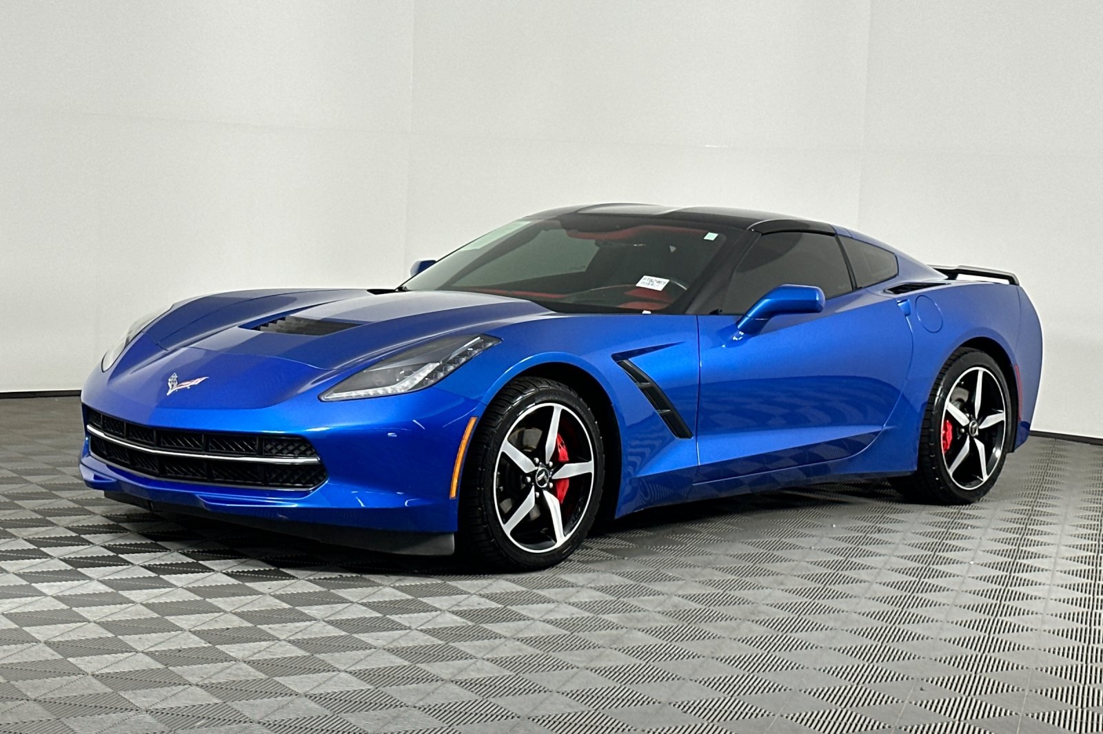 2015 Chevrolet Corvette Stingray 2LT photo 8