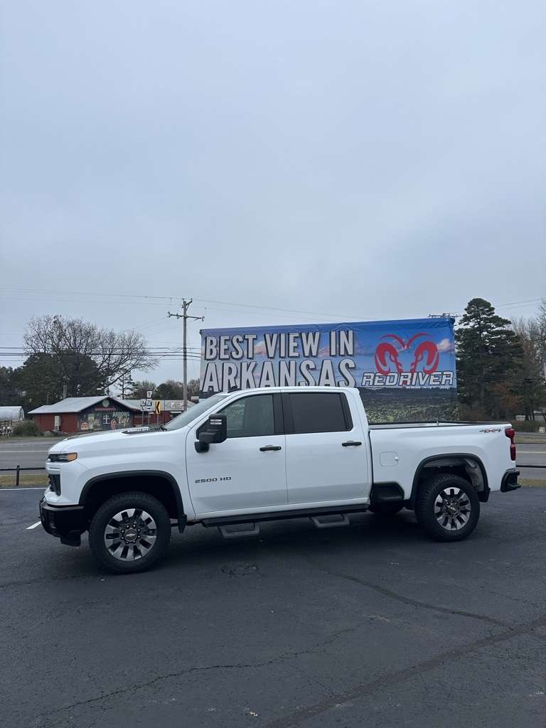 Used 2024 Chevrolet Silverado 2500HD Custom with VIN 2GC4YME71R1104828 for sale in Little Rock