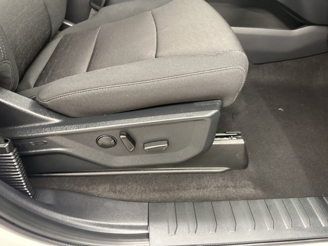 2025 Ford F-150 XLT photo 10