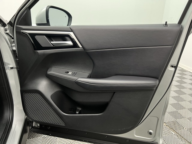 2024 Mitsubishi Outlander SE Ralliart photo 12