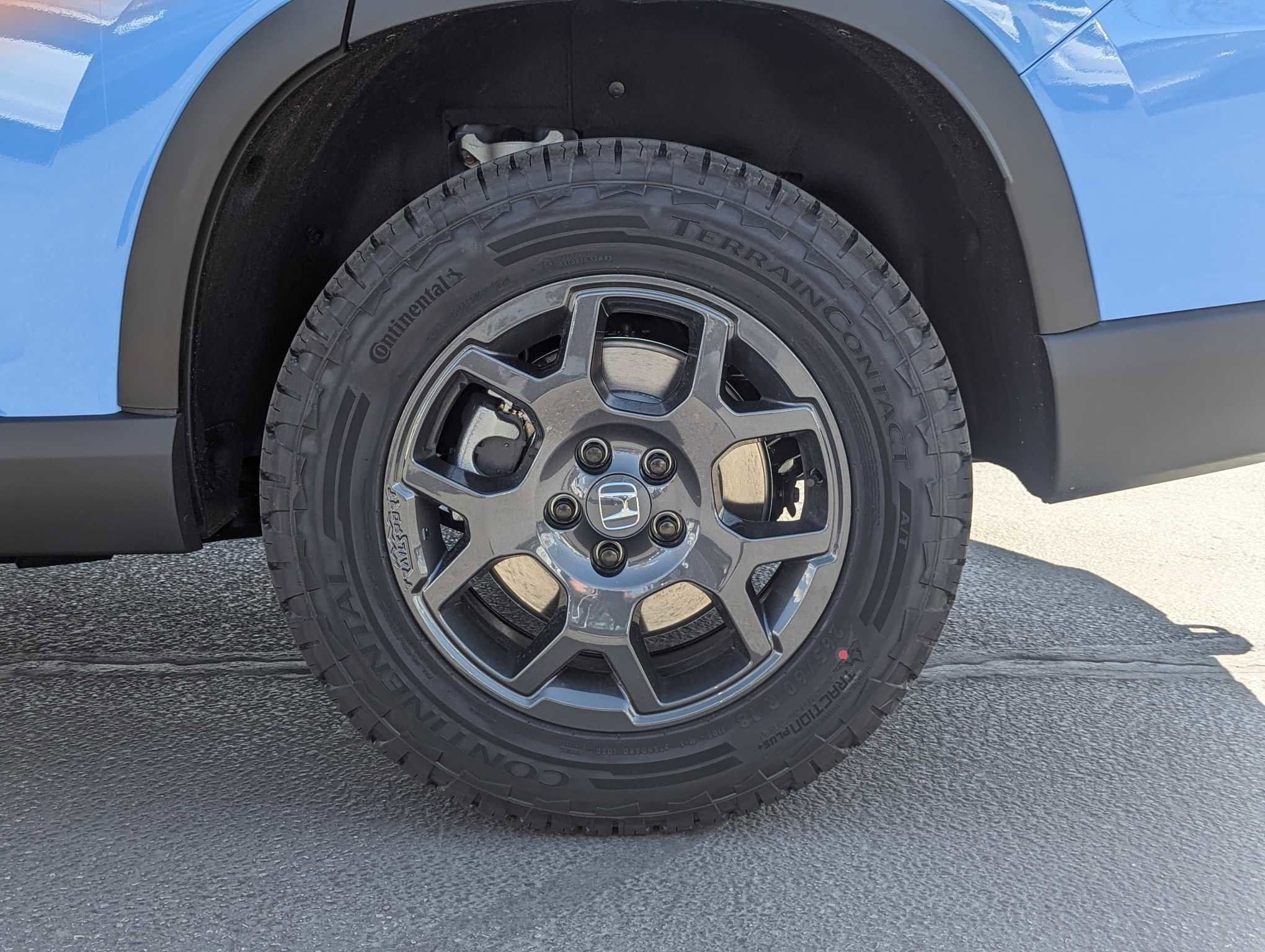 2025 Honda Pilot TrailSport photo 8