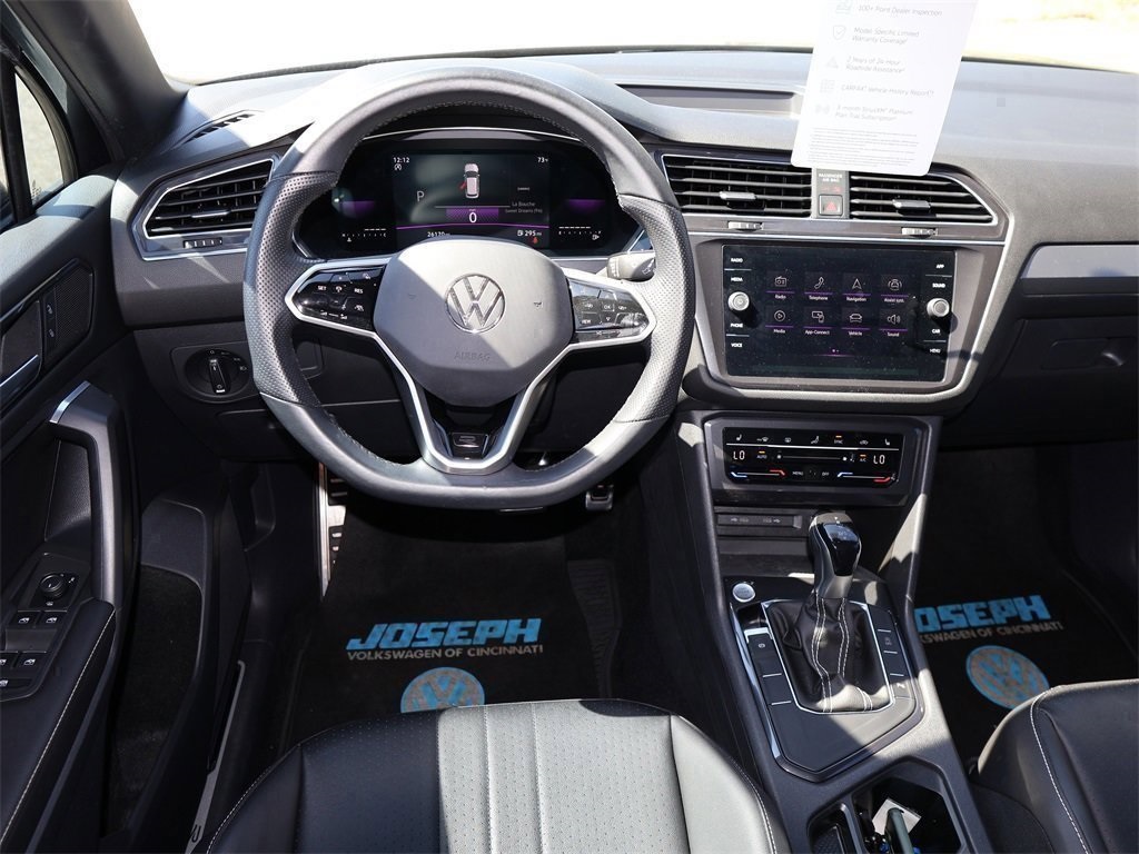 2022 Volkswagen Tiguan SE R-Line Black photo 17