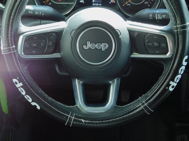 2021 Jeep Wrangler Unlimited Sahara photo 10