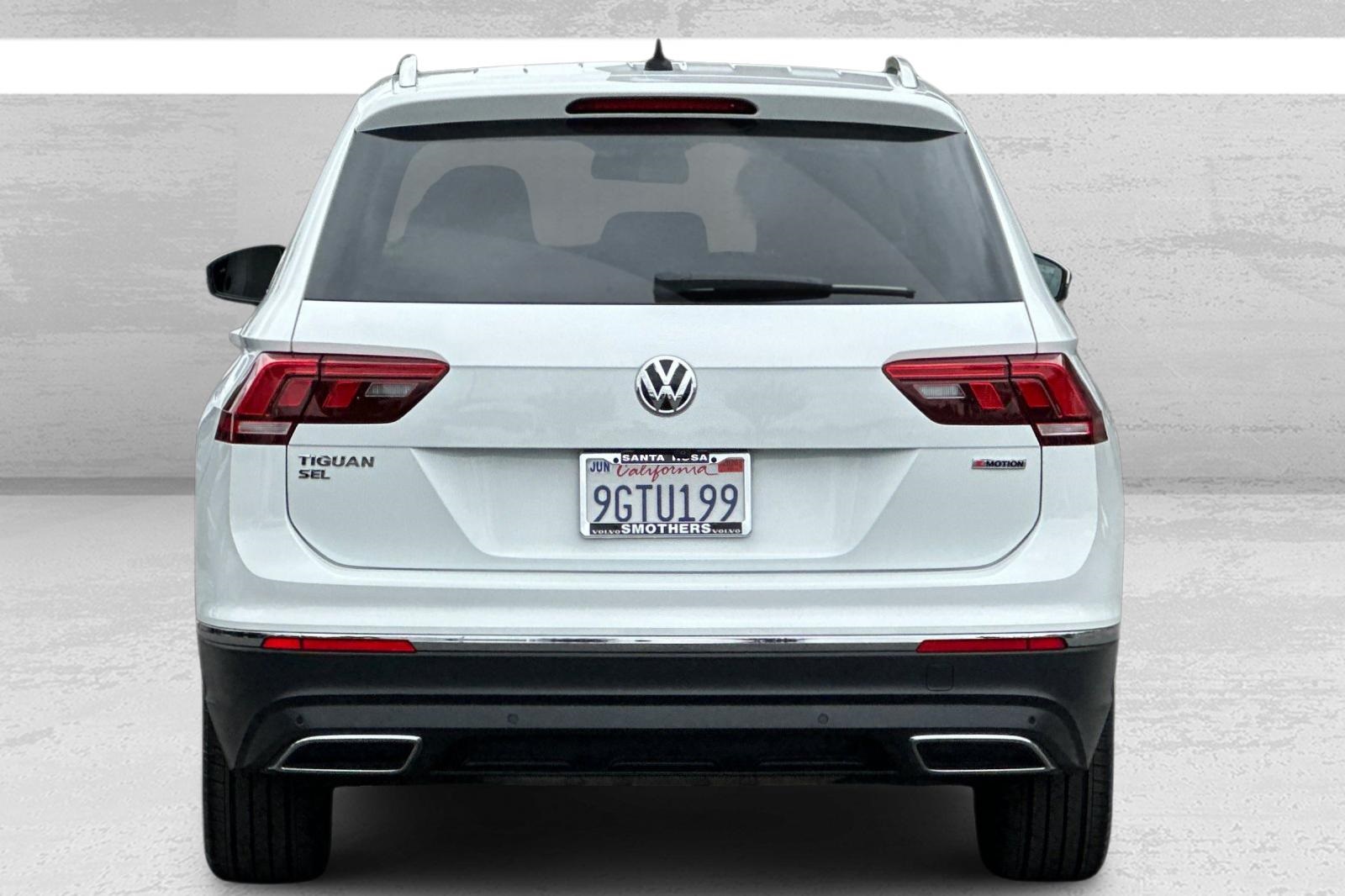 2019 Volkswagen Tiguan SEL photo 4