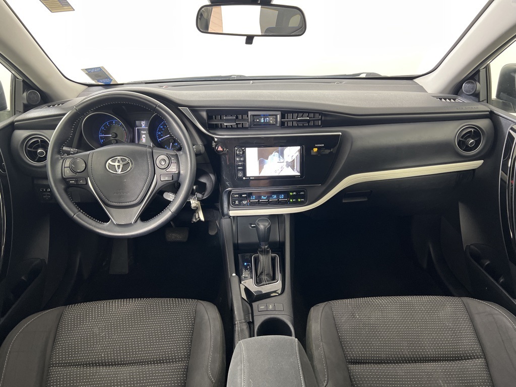 2018 Toyota Corolla iM Base photo 2