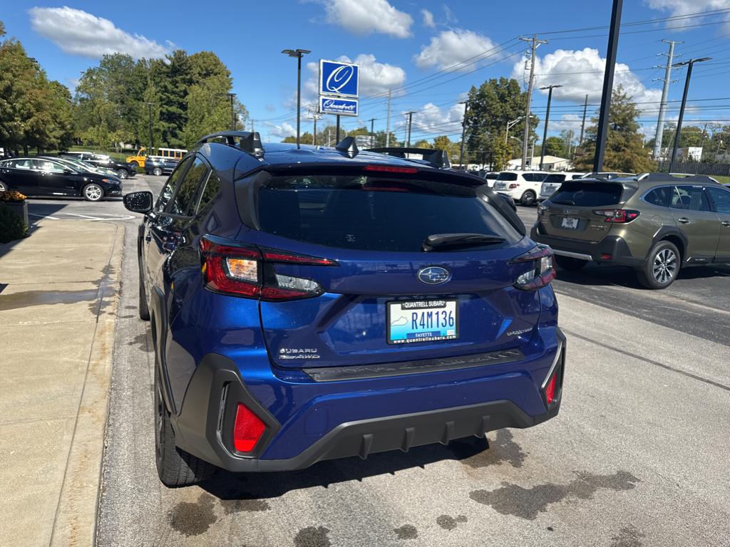 2025 Subaru Crosstrek Premium photo 3