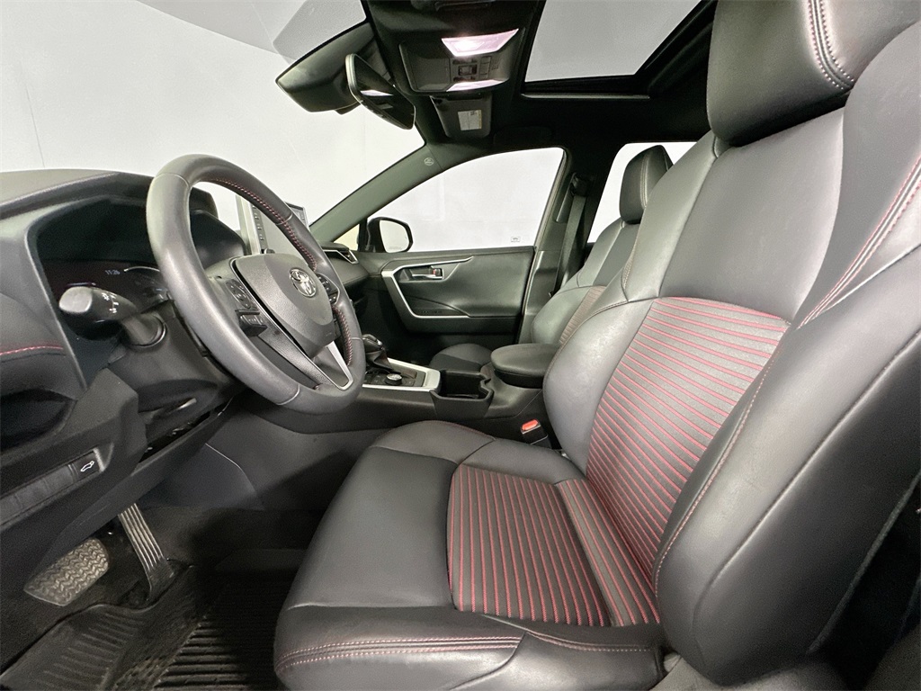 Used 2022 Toyota RAV4 XSE with VIN JTMEB3FV5ND104729 for sale in Winona, Minnesota