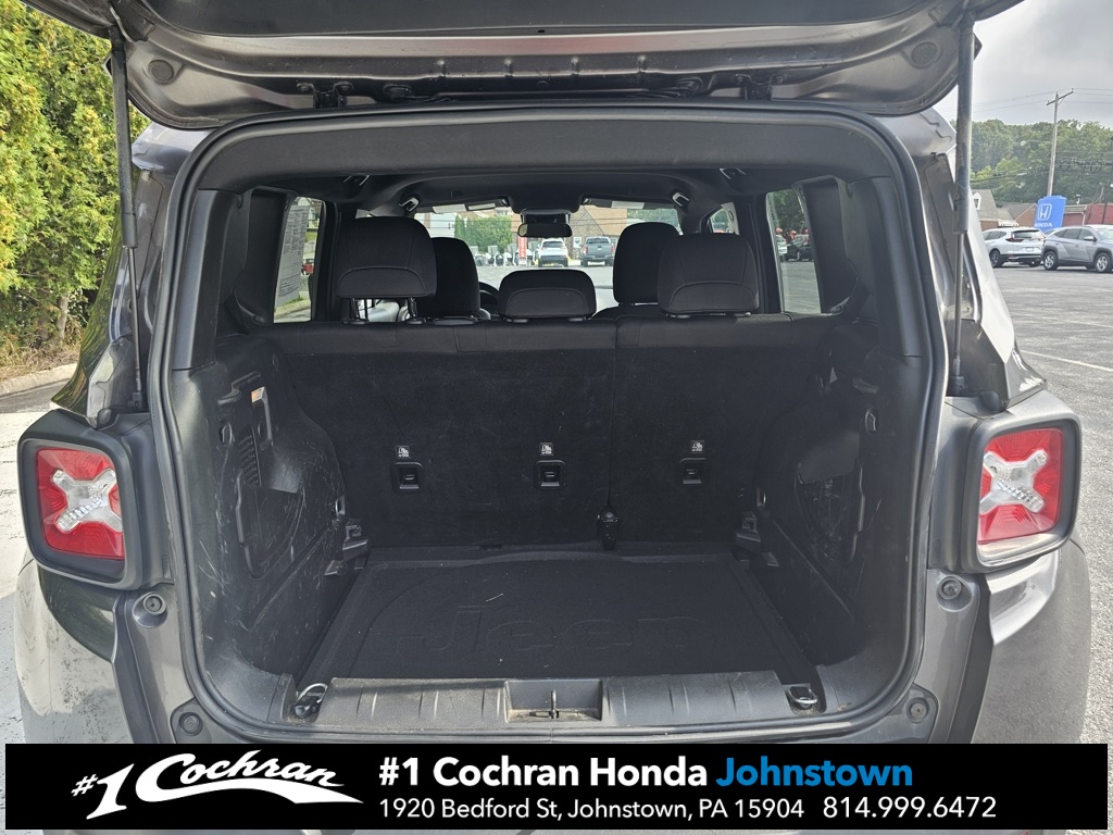 2021 Jeep Renegade Latitude photo 28