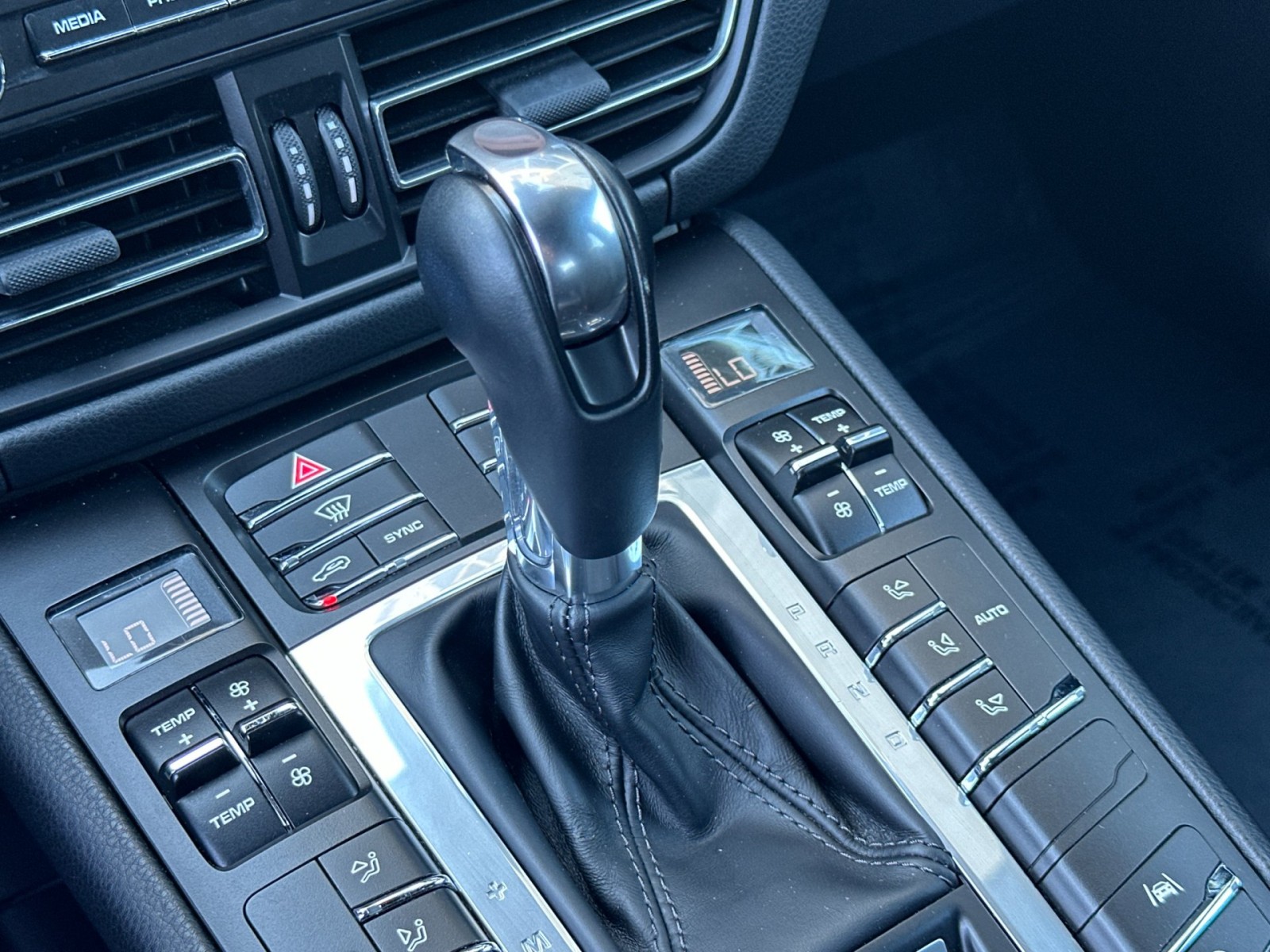 2019 Porsche Macan photo 22