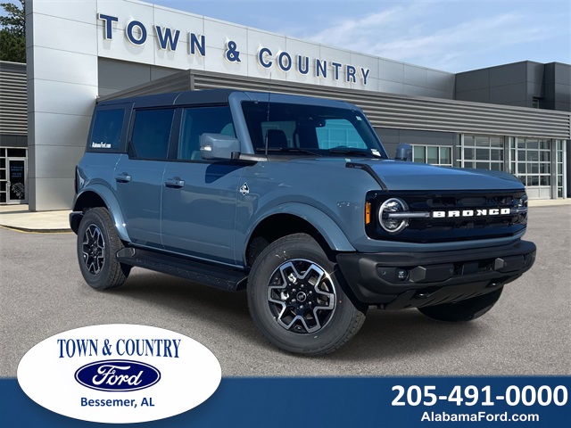 2025 Ford Bronco 4-Door Outer Banks's photo
