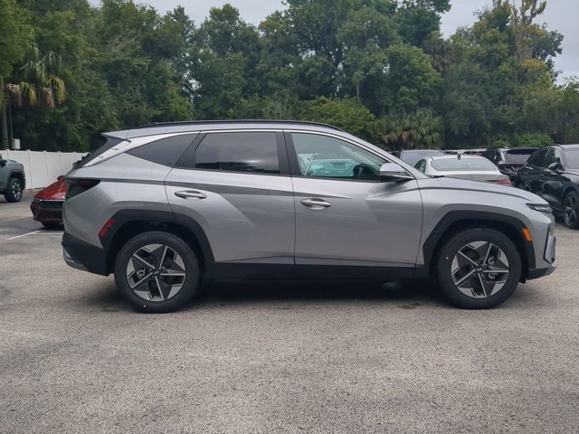 2025 Hyundai Tucson SEL Convenience photo 3