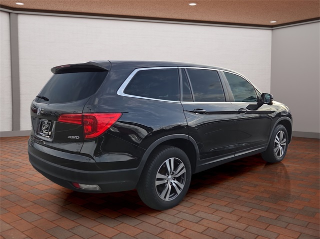 2017 Honda Pilot EX-L photo 3