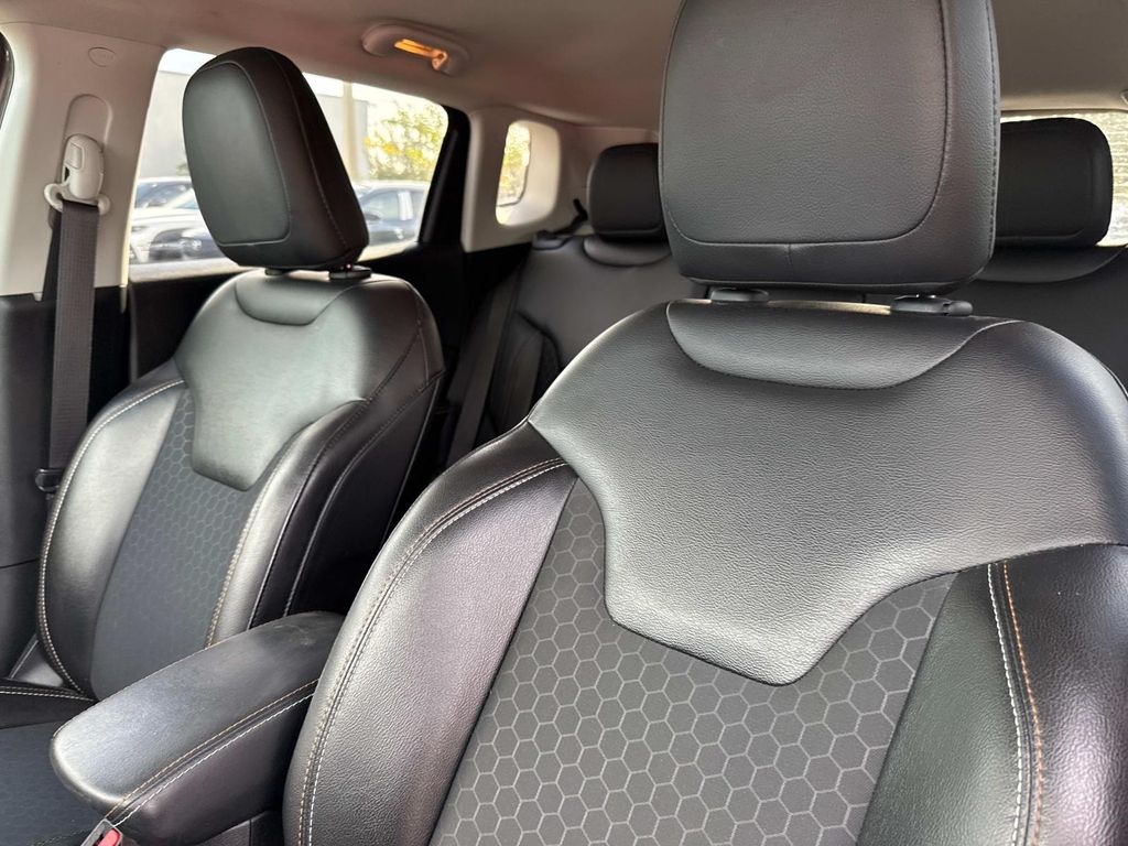 2019 Jeep Compass North Edition Latitude photo 19