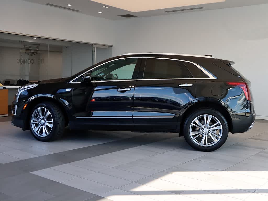 2023 Cadillac XT5 Premium Luxury photo 2