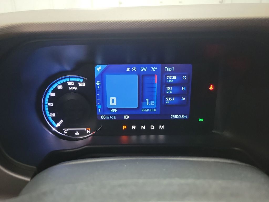 2023 Ford Bronco Outer Banks photo 16