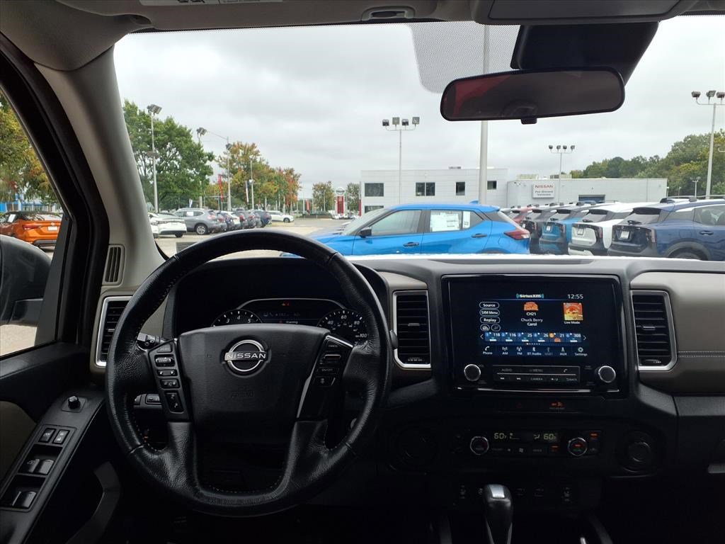2022 Nissan Frontier Crew Cab SV photo 11