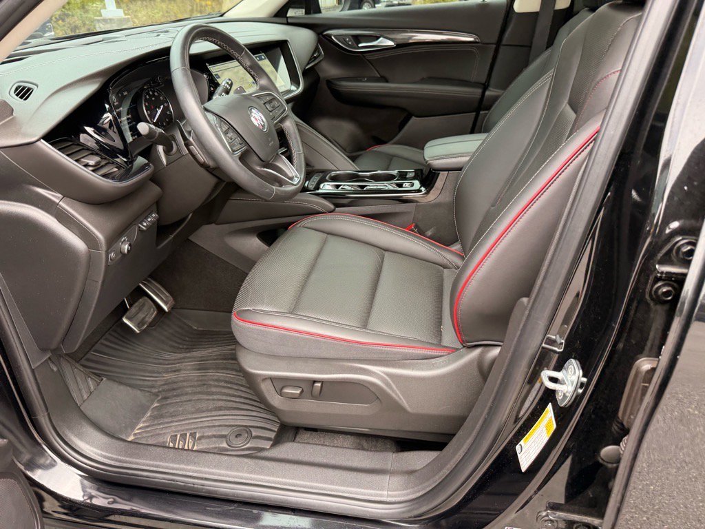 2023 Buick Envision Essence Sport Touring photo 10