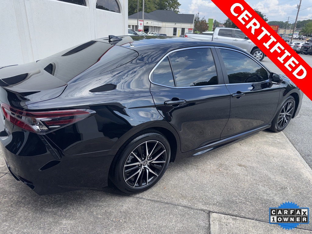 2024 Toyota Camry SE photo 5