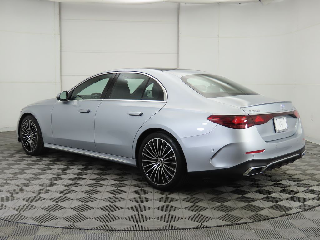 2026 Mercedes Benz E 350 4MATIC photo 7