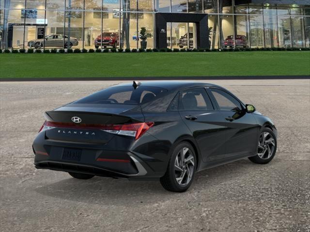 2025 Hyundai Elantra SEL Sport photo 4
