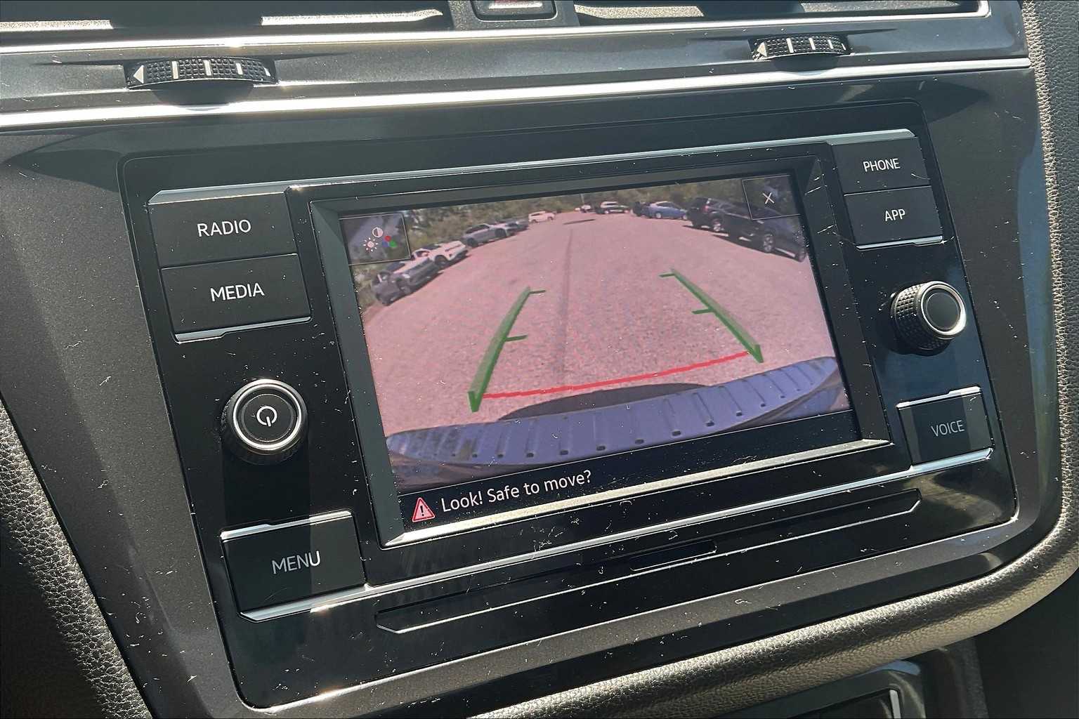 2024 Volkswagen Tiguan S photo 16