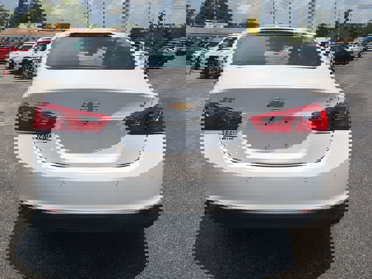 2024 Chevrolet Malibu 1LT photo 5