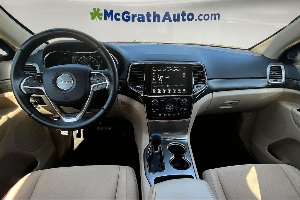 2022 Jeep Grand Cherokee Laredo E photo 7