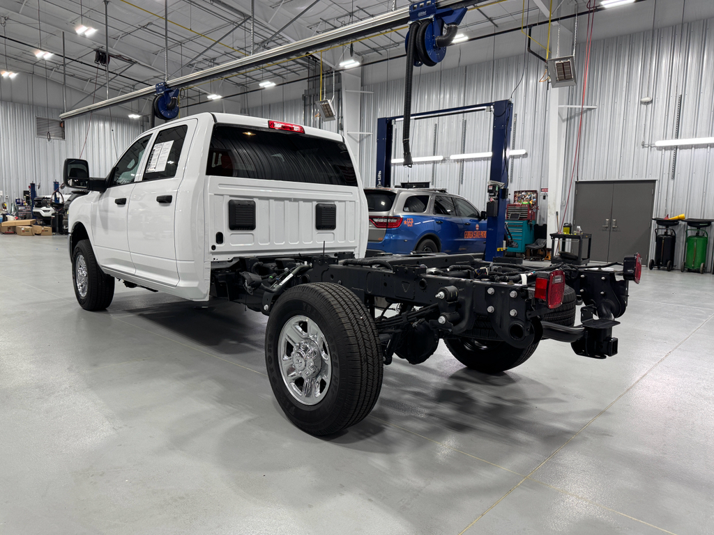 2025 Ram 3500 Tradesman photo 7