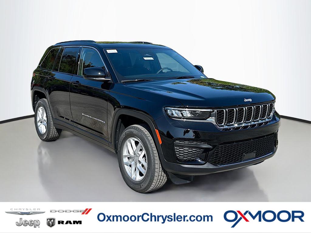 2025 Jeep Grand Cherokee Laredo's photo