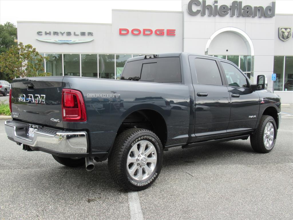 2026 Ram 2500 Laramie photo 7