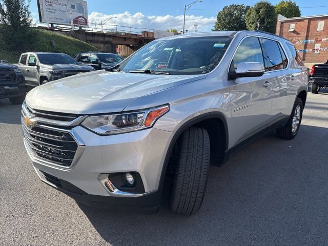 2021 Chevrolet Traverse Cloth photo 3