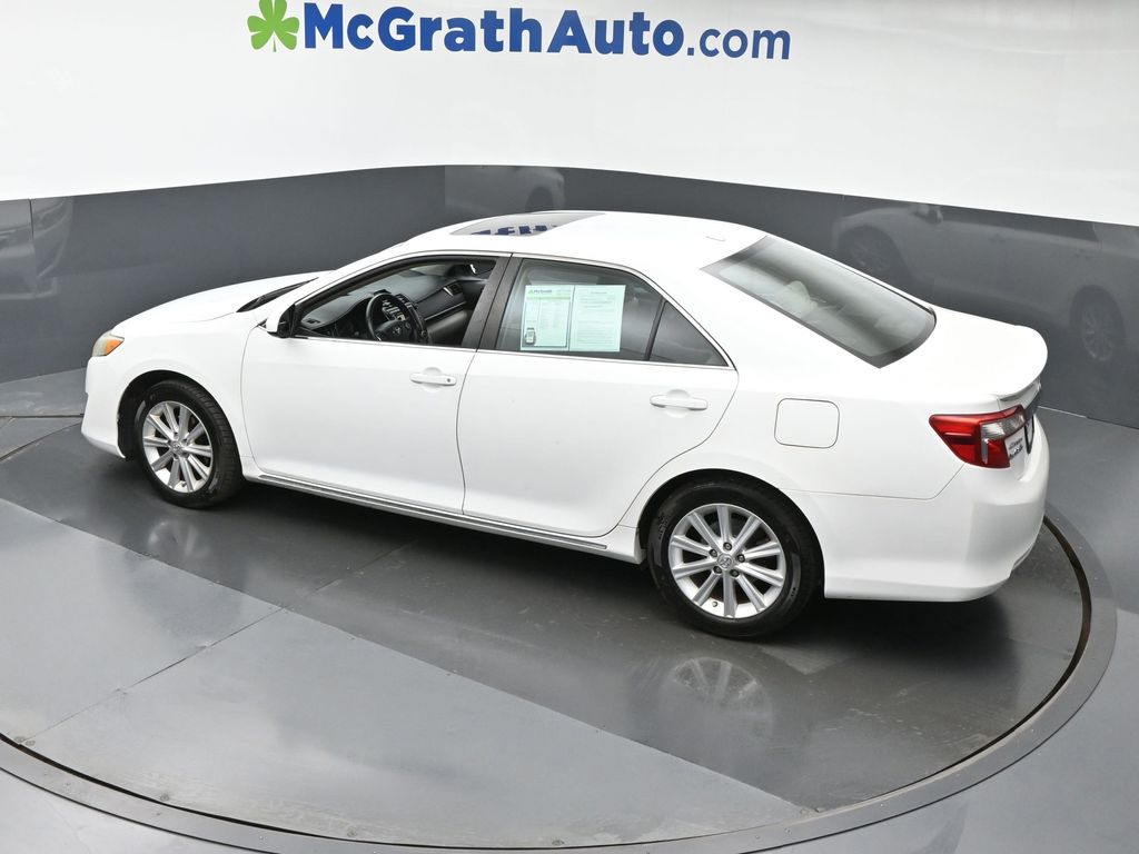 2013 Toyota Camry L photo 18
