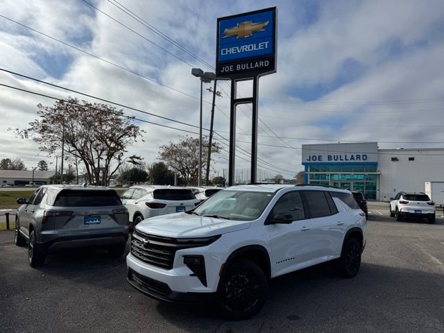 2026 Chevrolet Traverse LT's photo