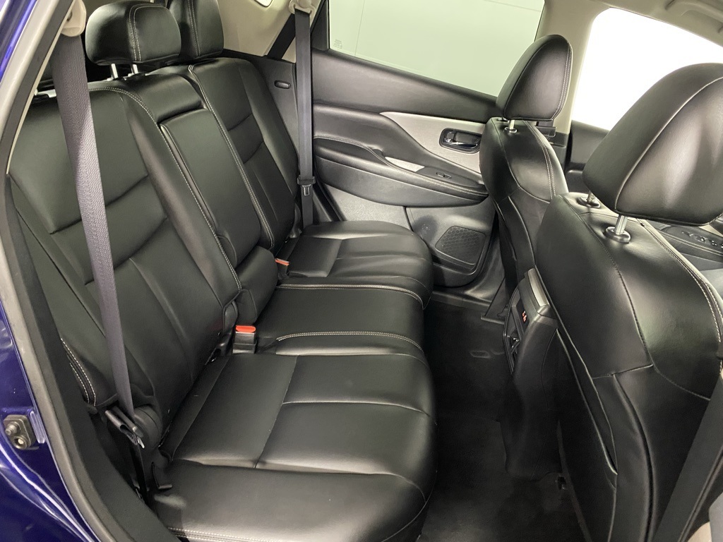 2023 Nissan Murano SV photo 2