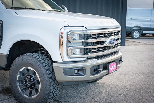 2026 Ford F-350 King Ranch photo 4