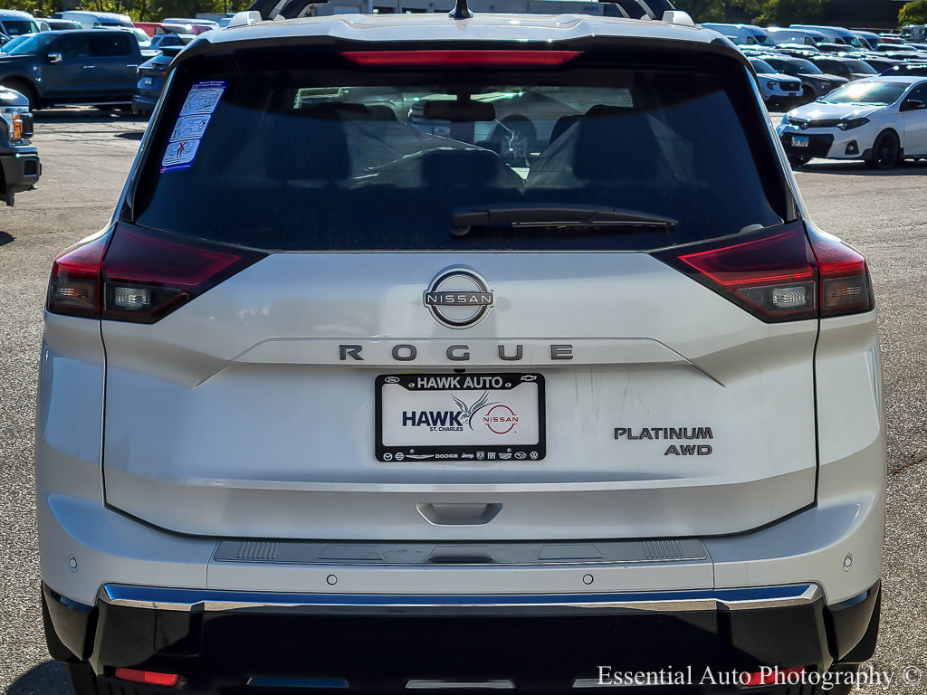 2026 Nissan Rogue Platinum photo 4